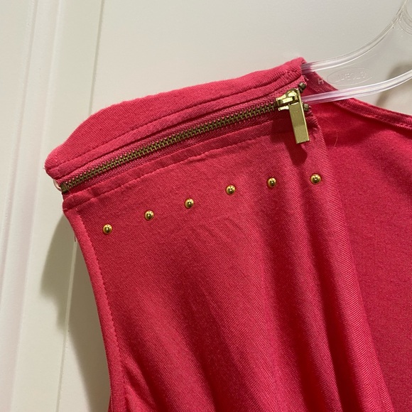 Melon colored size small top - Picture 3 of 4